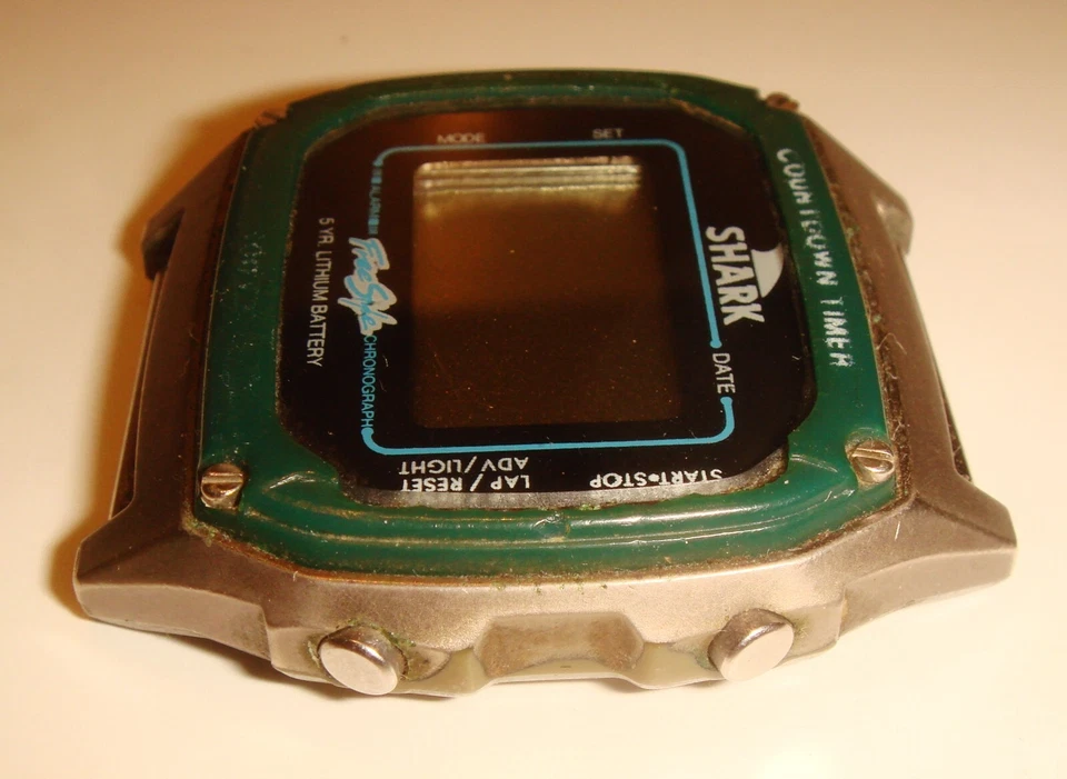 RELOJ DIGITAL DE ALTA RESISTENCIA SHARK DIVERS 300 FT VINTAGE Foto 2 de 4