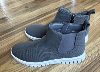 NWOB Blondo Waterproof Ankle Boots Gray Side Zip Ladies Sz