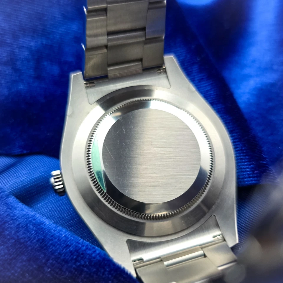 Rolex Datejust 41mm Blue Dial  w/Silver Oyster Bracelet  116300 New/Old Stock - Image 4 of 4