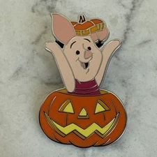 2025 Disney Parks Pumpkin Pals Halloween Fall Mystery Pin Piglet Winnie The Pooh