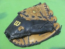Wilson Pro Select 12-1/2  A2476 Righthand Throw Baseball Glove.