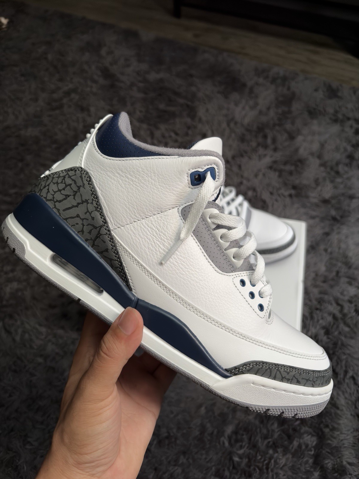 Air Jordan 3 Midnight Navy size 10.5 VNDS - image 1
