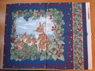 Stoff - Kissenpanel ''Hasenfamilie'' - Fabric Tradions - 2.Motiv