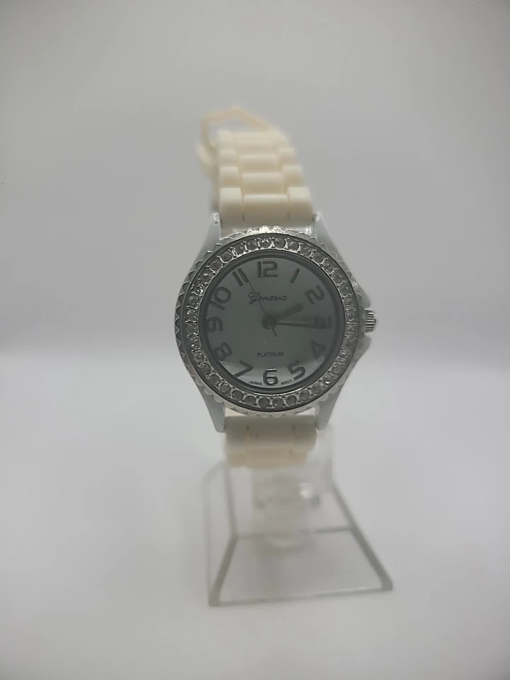 Vintage Genebra Relógio de Pulso Feminino Platina Branco Tom de Prata Cristais Joia - Imagem 4 de 4