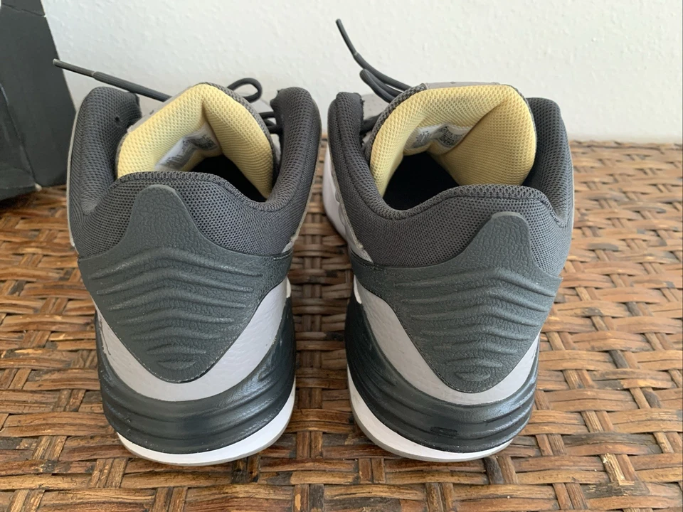 Talla 11.5 Jordan Max Aura 5 Gris Cemento Con Caja Foto 4 de 4