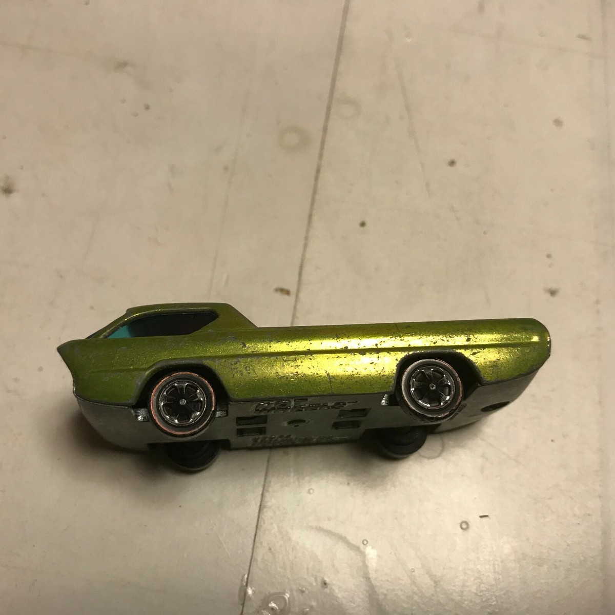 Hot Wheels Redline 1967 Deora redlines diecast lime green