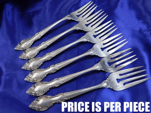 LUNT MALVERN STERLING SILVER SALAD FORK - VERY GOOD CONDITION