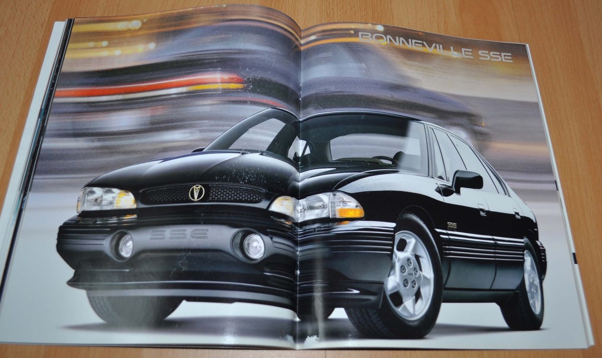 ポンティアックカタログ3冊セット 1994 Pontiac Model Range Catalog Brochure Prospekt 100 pages