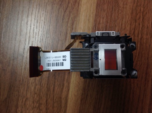 Projektor LCD-Panel L3C07U-95G00/96G00 für Epson TW8100 TW8500 TW9000w - 第 1/1 張圖片
