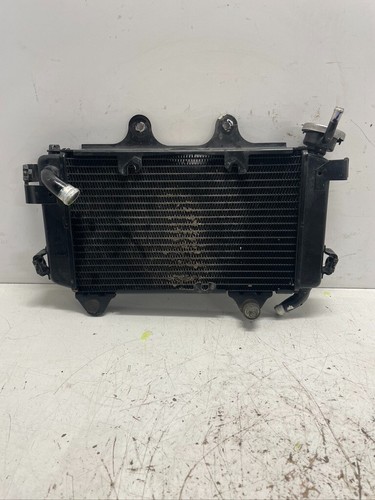 Ktm Duke 125 Radiator (2017-2023) - Picture 2 of 7