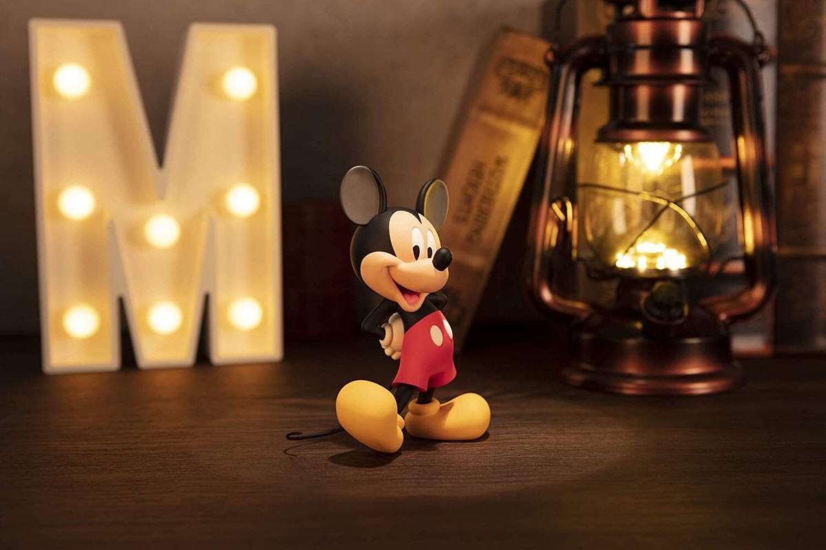 Bandai Tamashii Nations Figuarts Zero Mickey Mouse (1940's) Statue