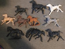 10 Vtg Cowboys Plastic Horses
