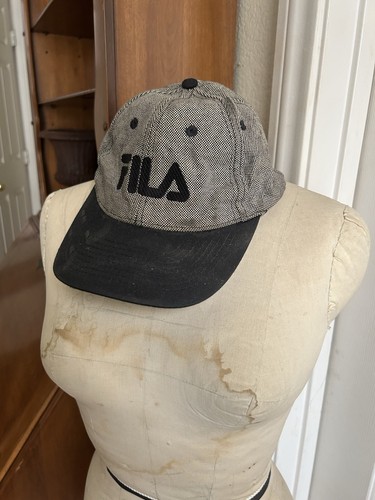 Vintage FILA Spell Out Snapback Hat Black White 90s Streetwear Cap