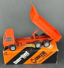 LBS ELIGOR BERLIET GR 230 6x4 BENNE MARREL ORANGE METAL VERSION 1977 + BOX