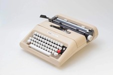 Olivetti Lettera 35 Beige, Vintage Manual Typewriter, Restored thumbnail