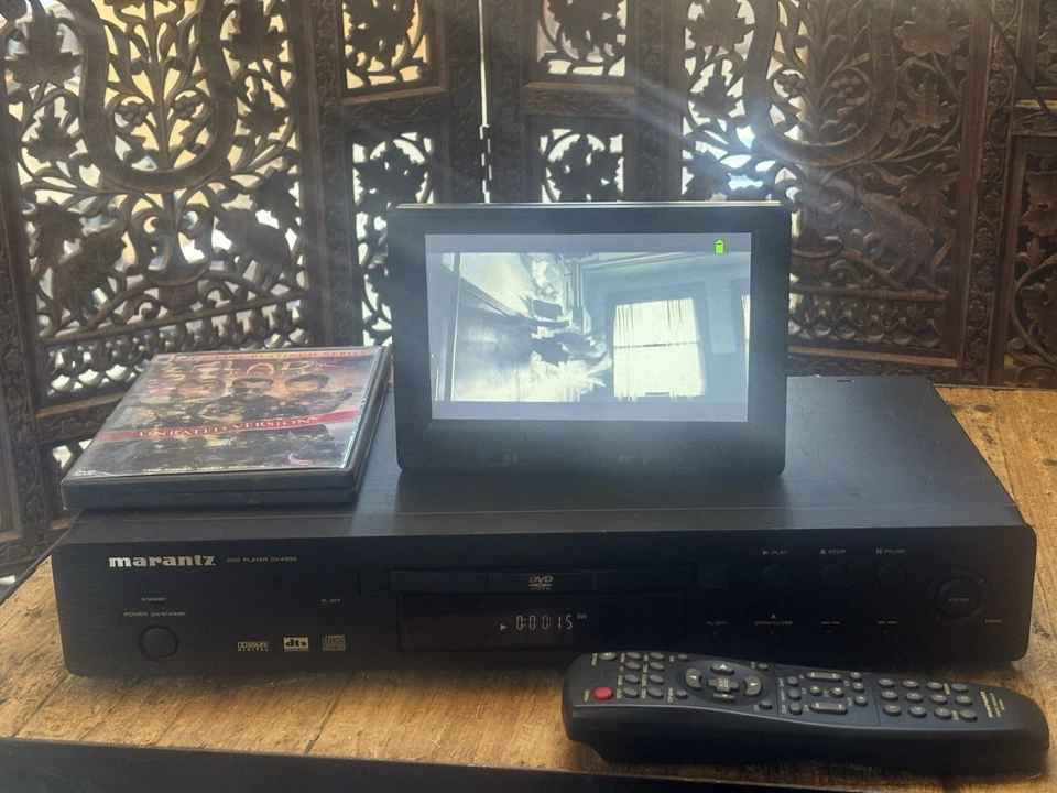 Reproductor de DVD MARANTZ DV4500 con paquete remoto Foto 4 de 4