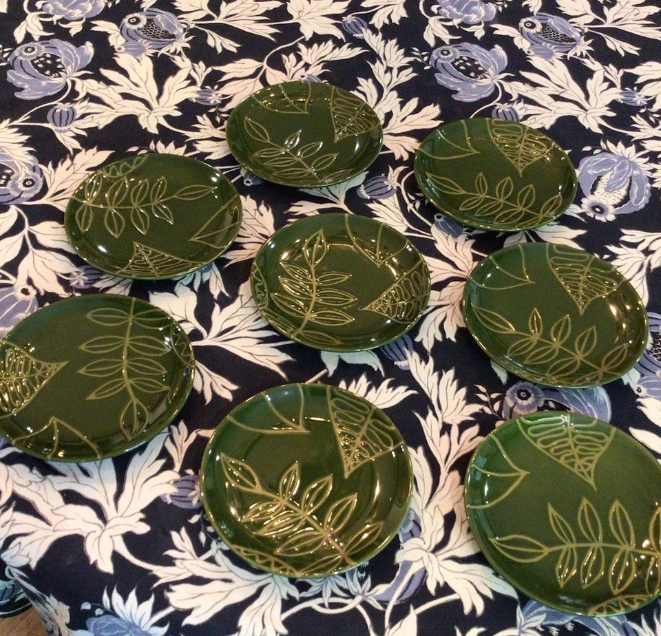 Juego de 8 platos de ensalada Studio D Mahalo. 7,75"" Foto 2 de 4