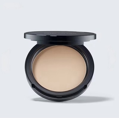 Estée Lauder Double Wear Stay-in-Place Matte Powder Veil Translucent Light 8,5g