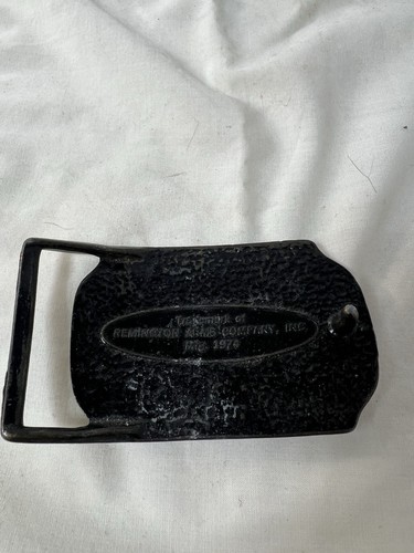 Vintage REMINGTON Arms Company Bird Dog Shotgun Hunting Brass Belt Buckle USA - Picture 2 of 6