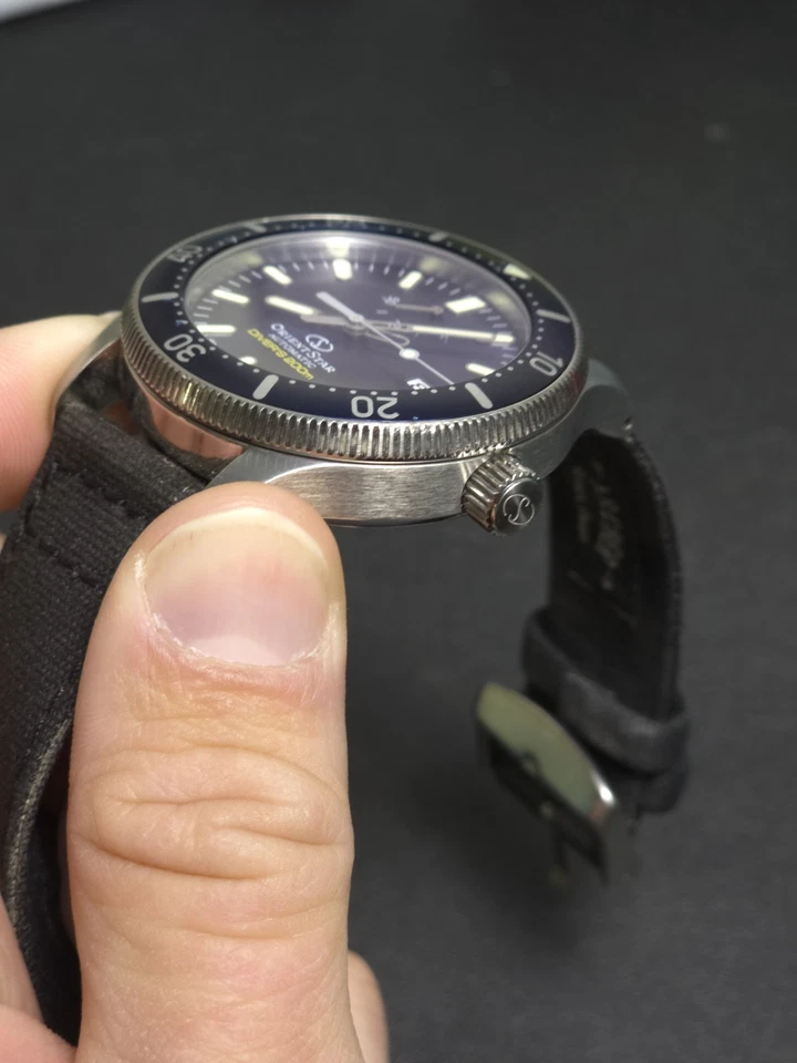 Orient Star 自动潜水手表 - 海军蓝 - RE-AU0302L00B — 第 4/4 张图片