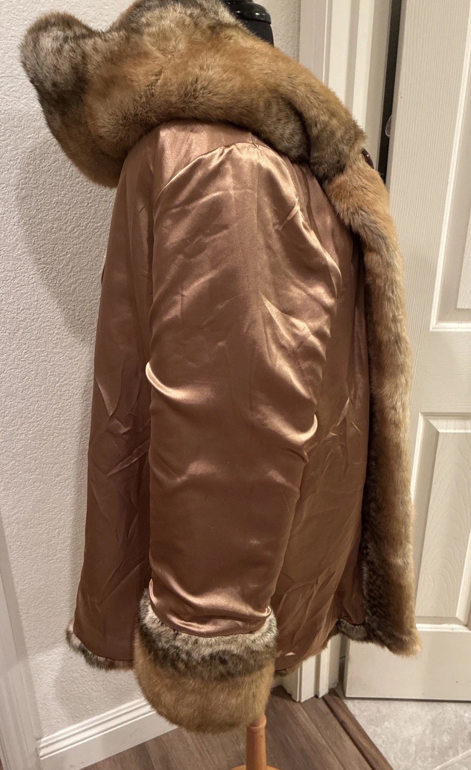 Dennis By Dennis Basso Winter Coat XL Faux Fur Hood Jacket Lined NWT