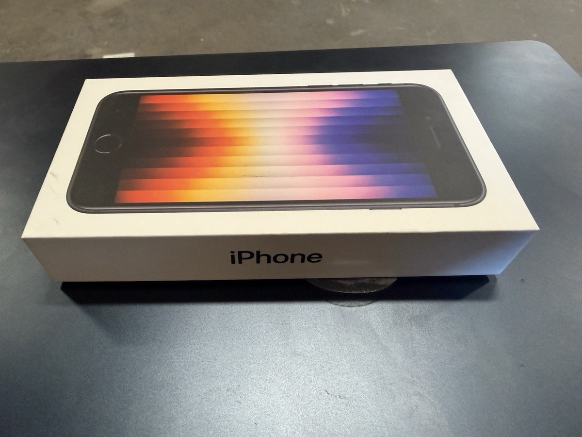 Apple iPhone SE3 (2022) - 64 GB - Midnight (Straight Talk) - FREE