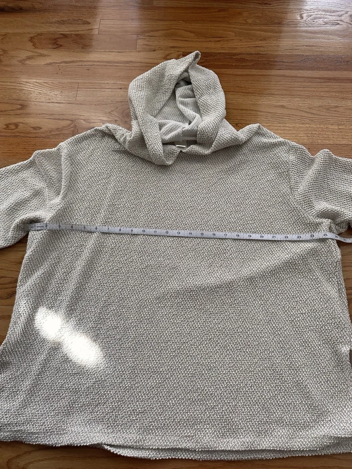 H&M Knit White Sweatshirt 1/2 Sleeved Large Womens - Image 3 of 4