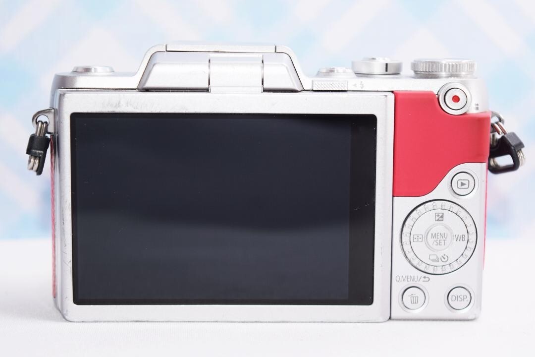 Panasonic LUMIX DMC-GF7 Pink 12-32mm Lens Set Compact