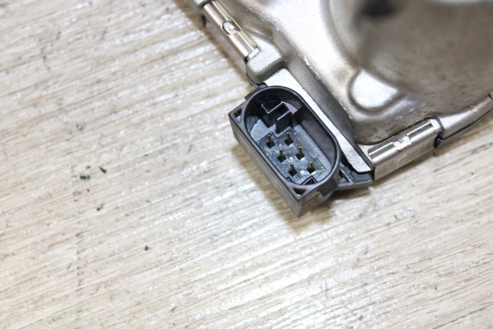 11-20 w212 w218 x166 w166 w251 R231 SL550 M278 M278 4.6 4.7 THROTTTLE 身体 — 第 4/4 张图片