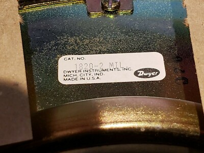 NEW Dwyer 1820-2 Pressure Switch .05-2.0'' w.c. AKA Ellis & Watts 65N4-103