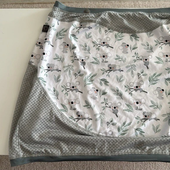 Boppy 4 & More Funda Multiusos Gris Koala Cochecito Asiento Silla Alta Cubierta Foto 3 de 4