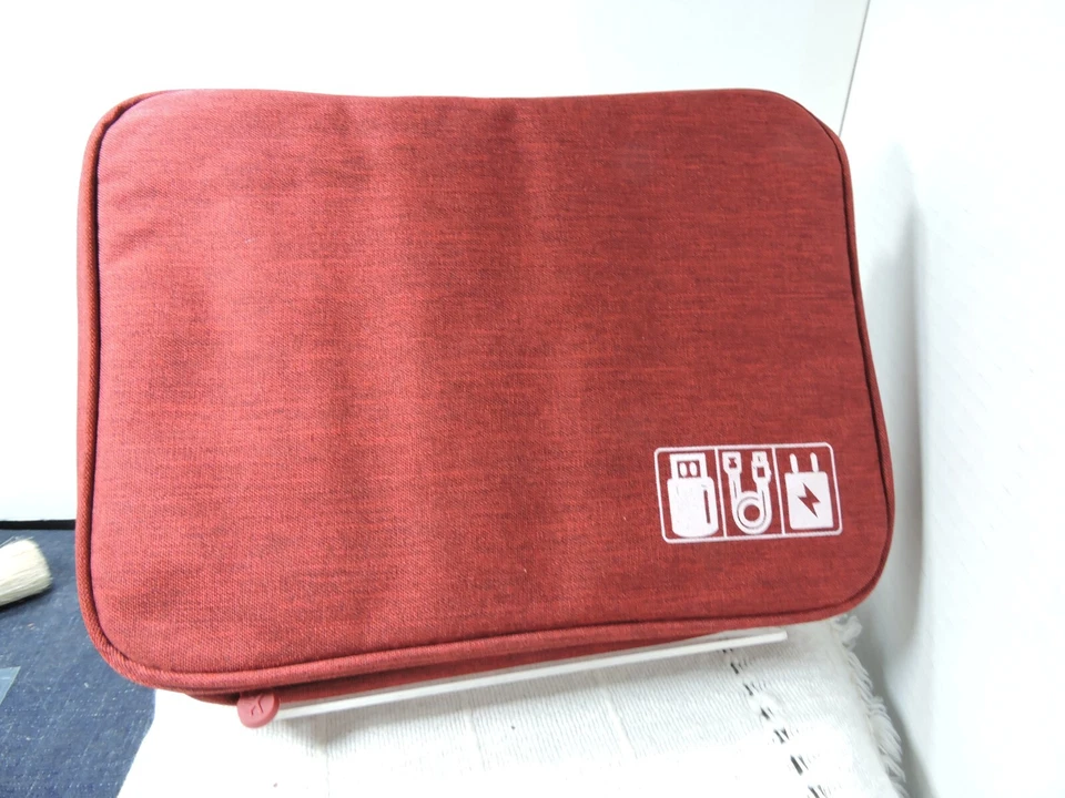 Travel Digital bag for all your cords/earbuds/mouse while traveling maroon - Image 4 of 4