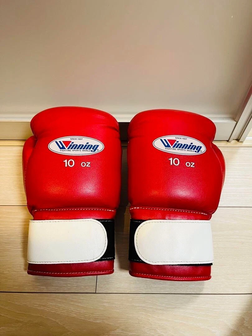 Winning Boxing gloves 10oz Red Soft type for amateur practice used