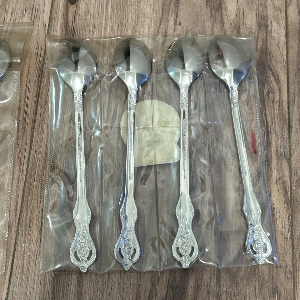 Cubiertos de acero inoxidable HERITAGE COMO NUEVOS 8 piezas cucharas de té ROYAL ALISTER NUEVO SELLADO Foto 3 de 4