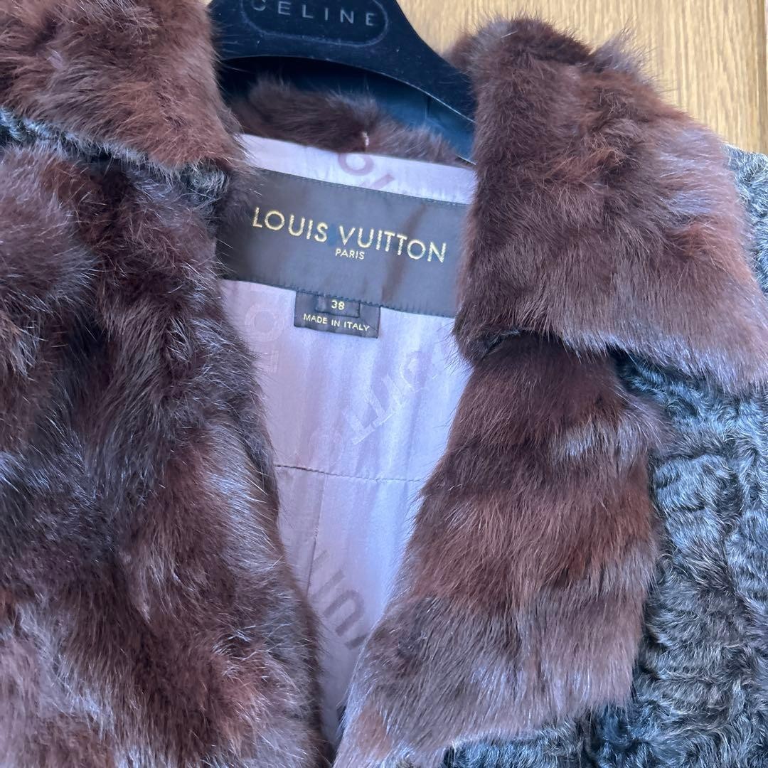 Louis Vuitton Fur Coat Size 38 Rare Authentic Used image 2