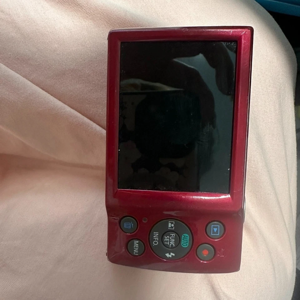 Canon PowerShot ELPH 180/ IXUS 175/ IXY 180 Digital Camera 20.0MP Built-in Flash - Image 3 of 4