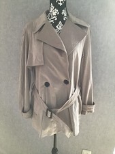 Zara kurzer Trenchcoat Gr. M, Top Zustand