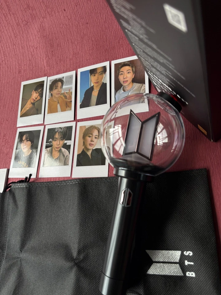 Light Stick ufficiale BTS Bomba Army Ver.4 - Sigillato, nuovo, edizione limitata - Immagine 3 di 4