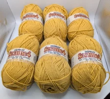 Bernat Sesame4 Yarn Old Gold 4 oz 100% wool 6 Skeins