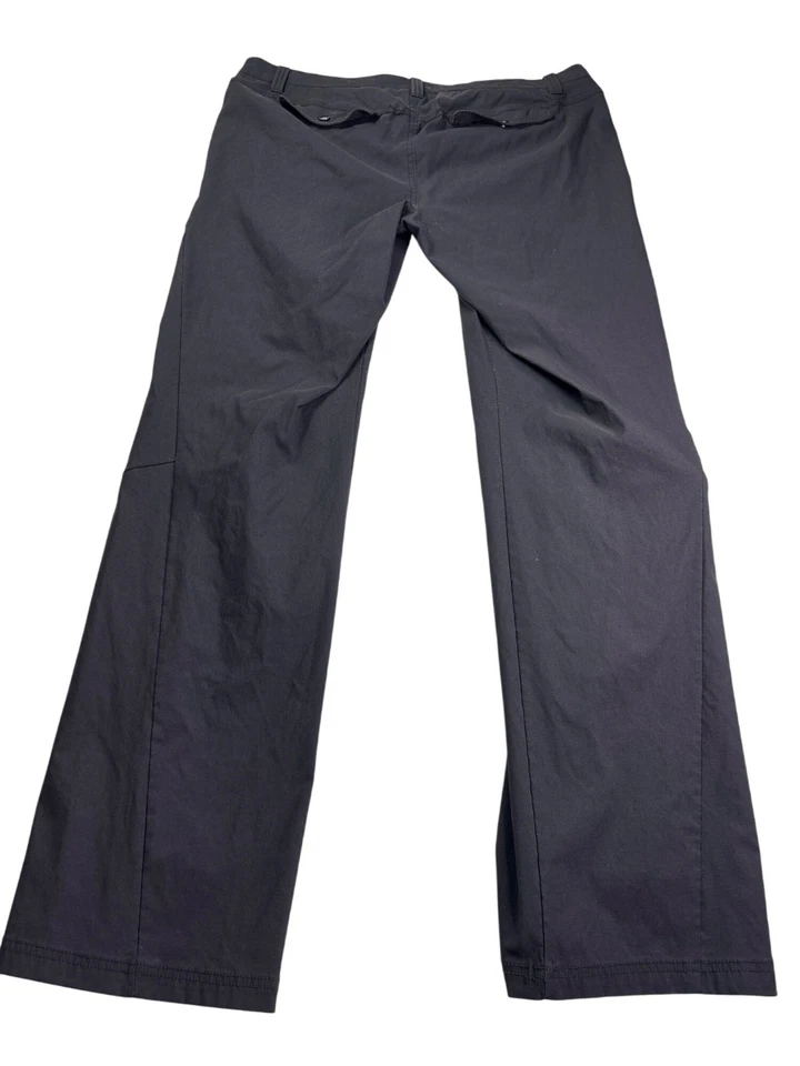 Athleta Dipper Pants Size 16T Tall Low Rise Black Cargo Flare Hiking Gorpcore - Image 4 of 4