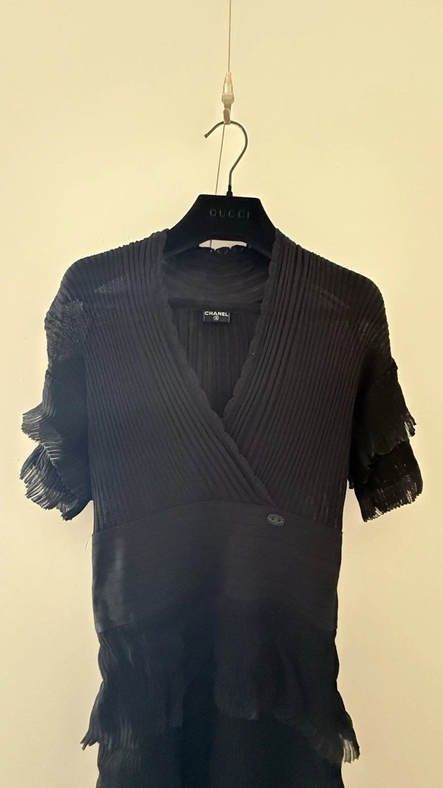 Abito Chanel nero manica corta con volant