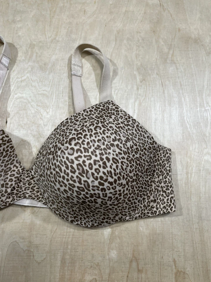 Sujetador con aros Bali 3411 One Smooth U forrado talla 40C estampado animal para mujer Foto 2 de 4