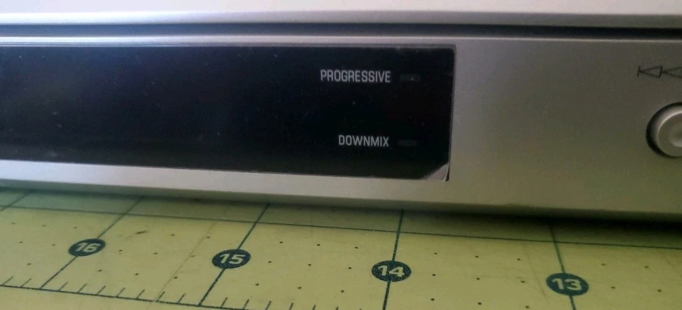 Yamaha DV-C6761 5 discos DVD, video, reproductor SA-CD con control remoto, cables. Foto 3 de 4