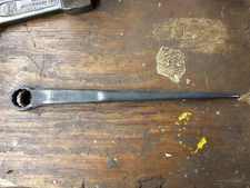 URREA 2617 1-1/16" OFFSET BOX END SPUD WRENCH 1-1/16