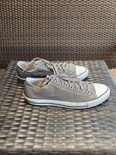 Converse Unisex men’s size 11