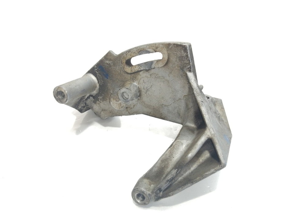 Supporto Girevole Auto Per Sirius Stiletto 2 E Starmate Culla Universale Per Radio 703672