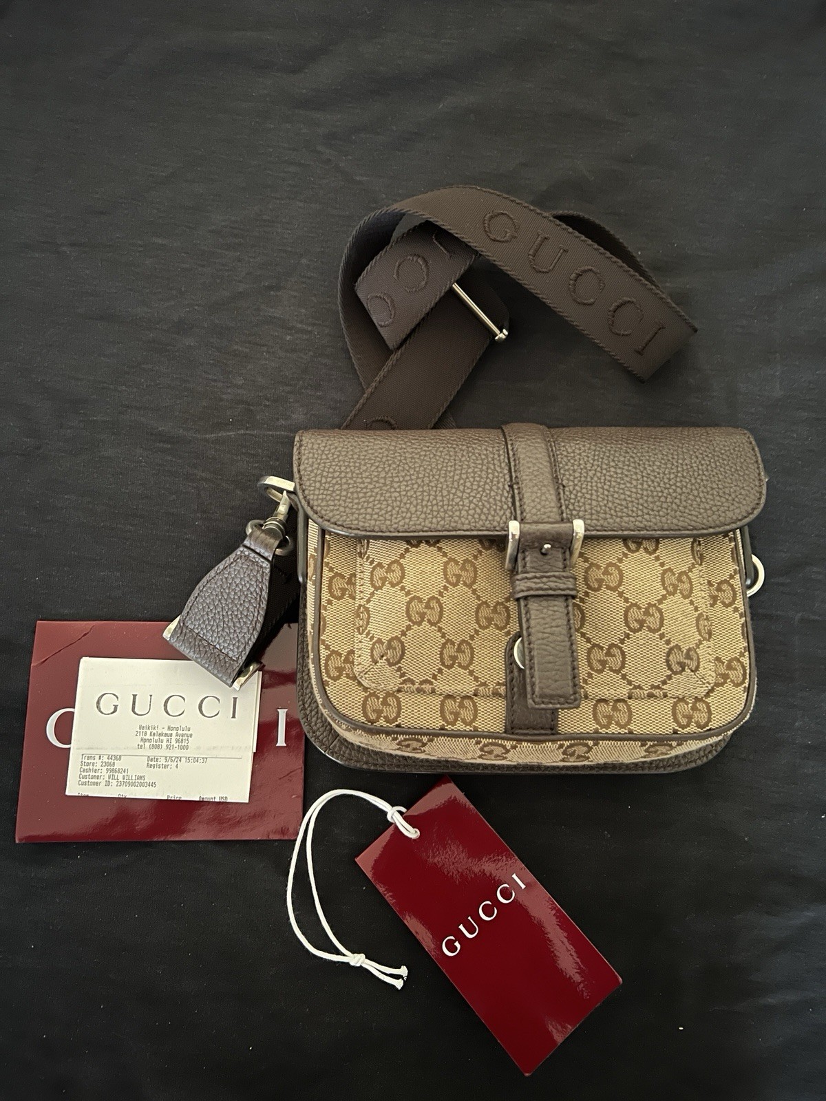 Gucci Crossbody Bag in Mint Condition Like New