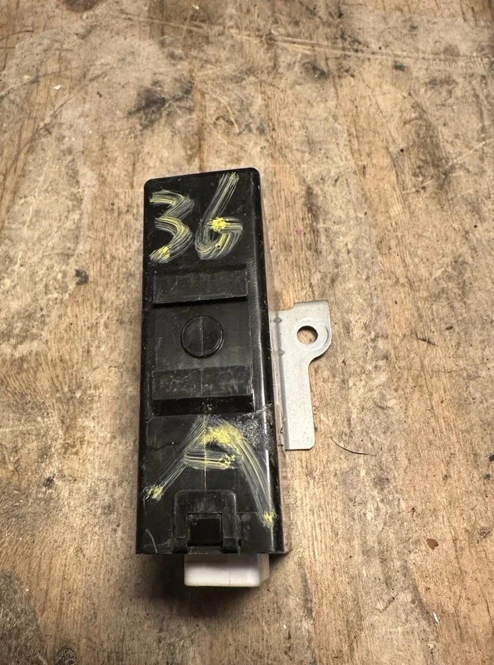 Блок управления бесключевым входом 2004 2005 Subaru Impreza Outback 88035FE141  - Изображение 4 из 4