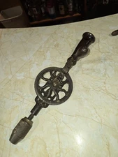 Vintage Millers Falls Co. No. 2B Mechanical Egg Beater Hand Drill