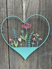 Gartendeko Herz mit Blumen zum Hängen  20 x 20 cm groß Metallherz Türschild